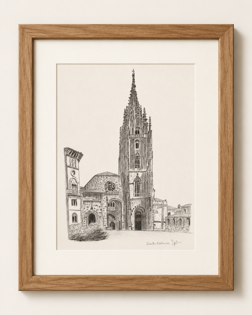Dibujo enmarcado en blanco y negro de la catedral de Oviedo